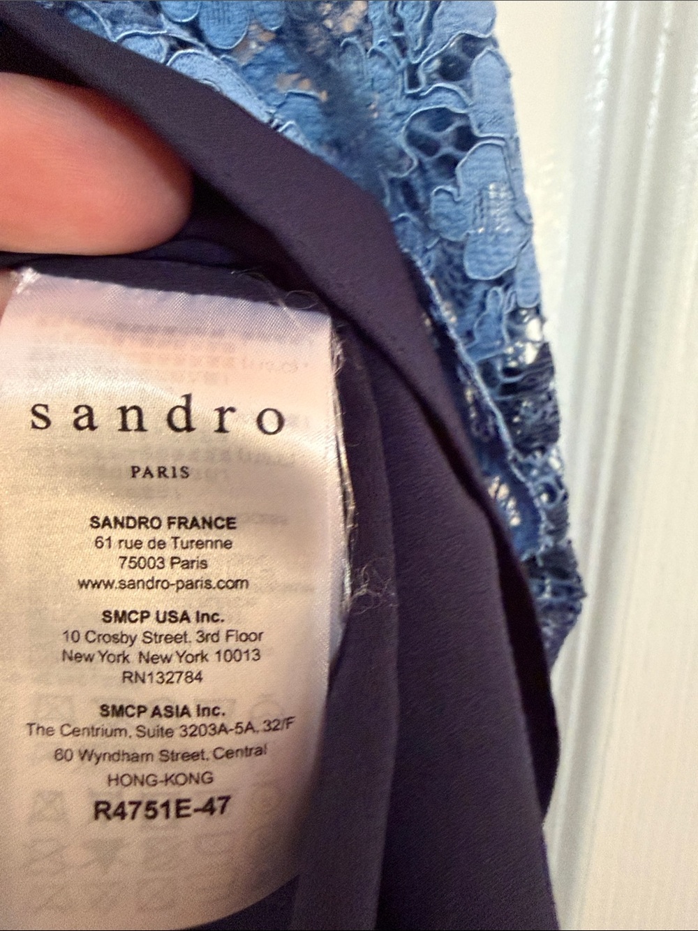 Sandro Two-Tone Navy and Sky Blue Lace Mini Dress - Picture 3 of 3